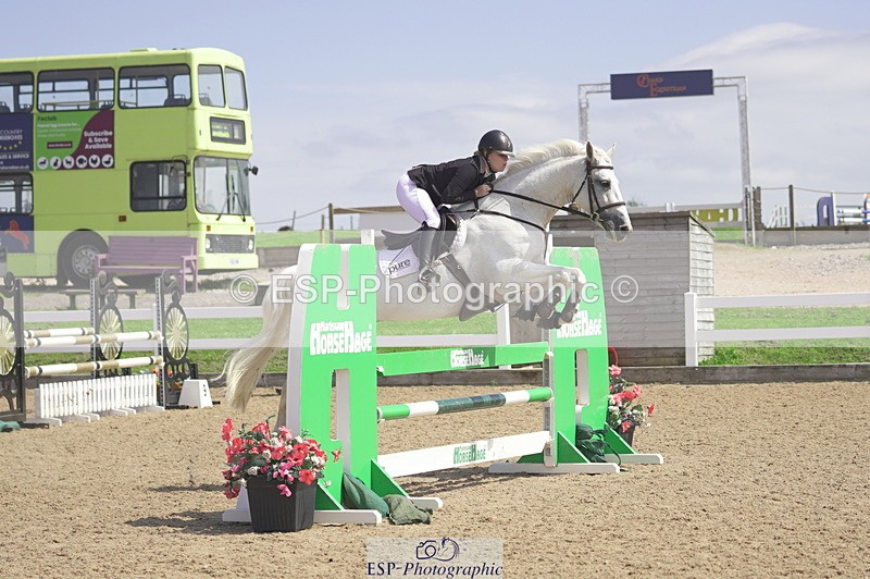 230810A-131108-02340 - Cls 4 1.05m Amateur Quali