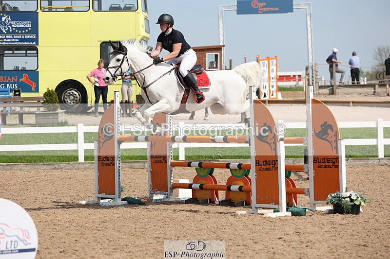 240510A-151003-08631 - Cls 18 1.10m National Am Quali and Open