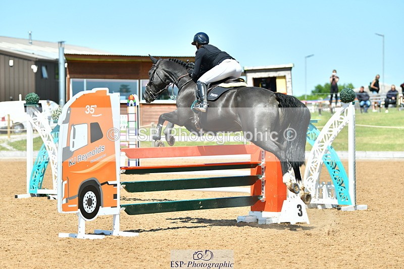 230526A-131501-02321 - Cls 4 Snr 1.20m Open