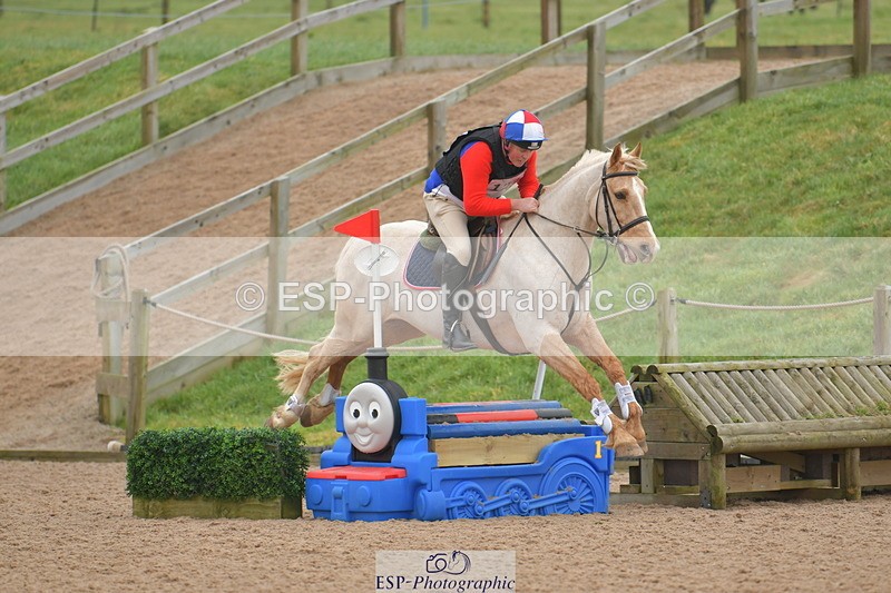 240203A-103137-00135 - 70cm