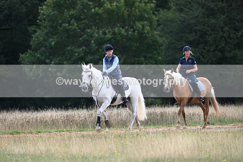 DSC_4125 - Time at Statue 09:50 to 11:09