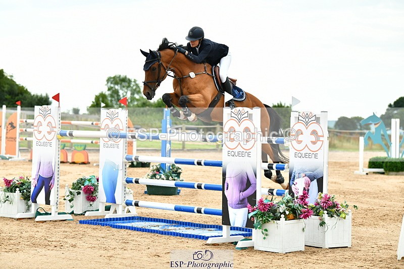 230720A-152451-03853 - Cls 9, 2 Star Big 1.40m Start to break