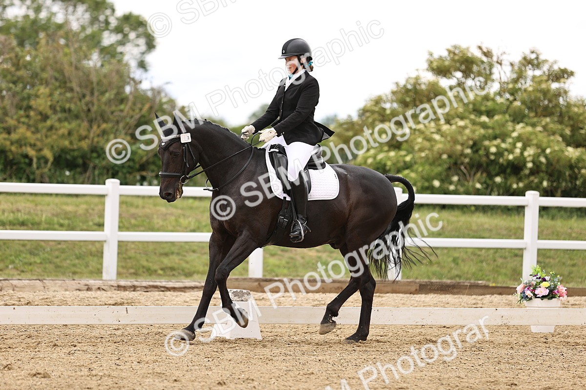 SBM_002043 - Class 2 - Novice 4 - 10.36-11.39