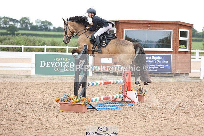 240630A-161945-15115 - Cls 33 Foxhunter and 1.10m Open