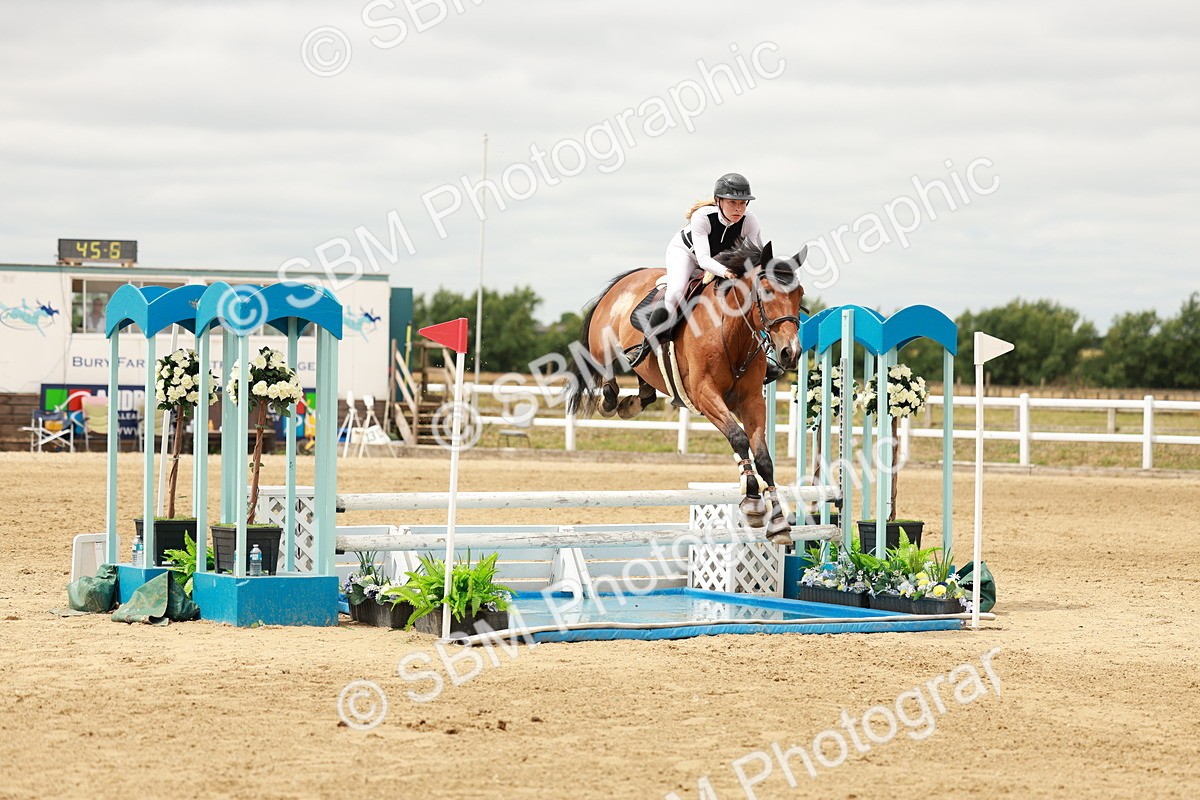 SBM_017714 - Class 21 - Senior Newcomers Championship 2d Rd