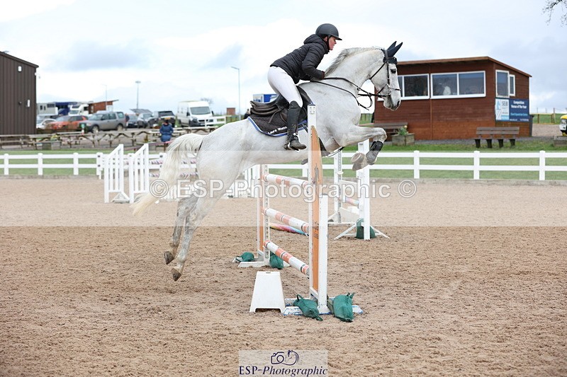 240223A-135115-01702 - Cls 5 Newcomers and 1.10m Open