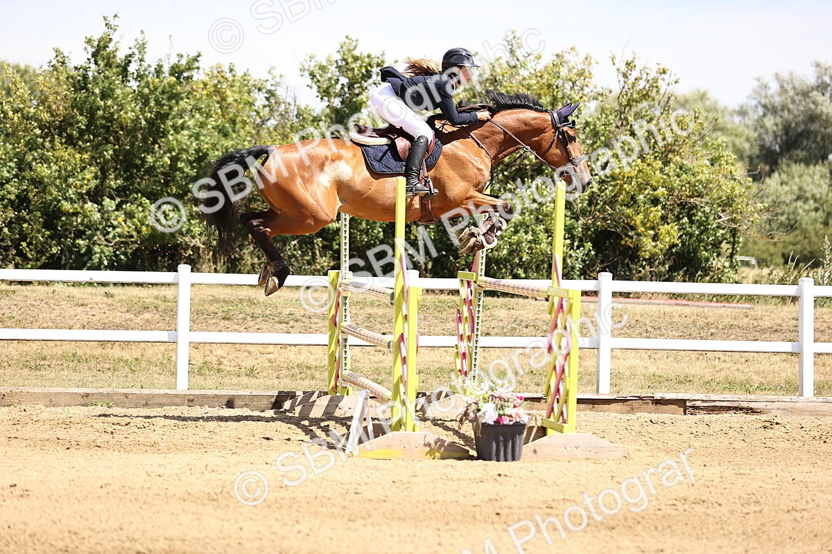 SBM_010133 - Class 9 - Senior Foxhunter - 1.20m Open