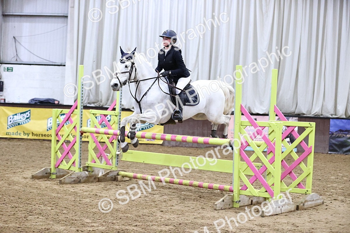 SBM_000793 - Class 4 - Blue Chip Pony Newcomers - 1.00m