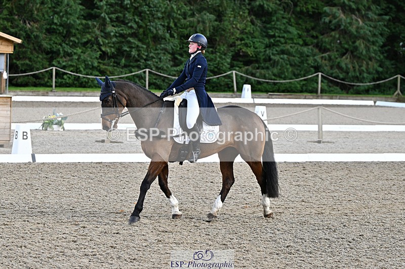 241023-151701-00505 - 109-Amber.Williams-THE.EMERALD.LILY