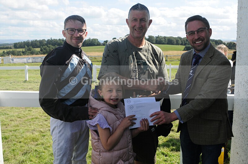 22 - Selkirk Flapping Association August Meeting 2024