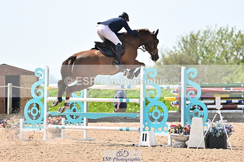 240510A-141040-07956 - Cls 23 Talent Seeker Inc 7yr old 14.10 to Finish