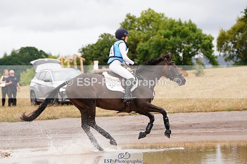 250803A-140556-15465 - O-692-Izzi.Kirk-OMIGOSH