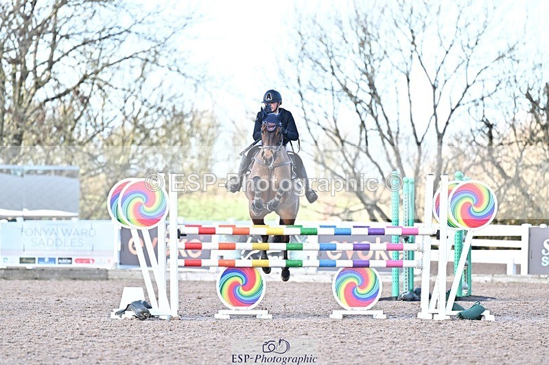 251203-131916-00672 - Cls 4 Newcomers and 1.10m Open