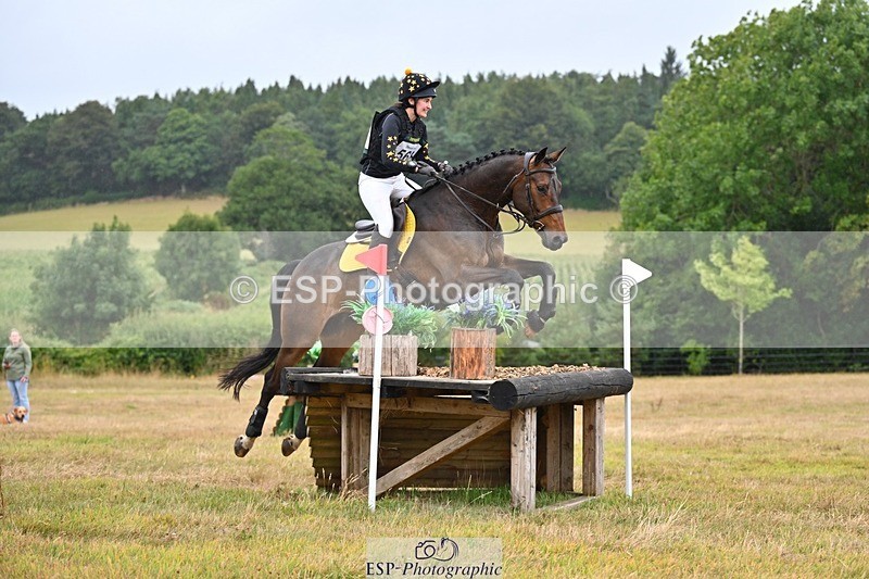 250803A-125805-13556 - M-568-Bethany.Hull-CARRICK.DIAMOND.OLIVER