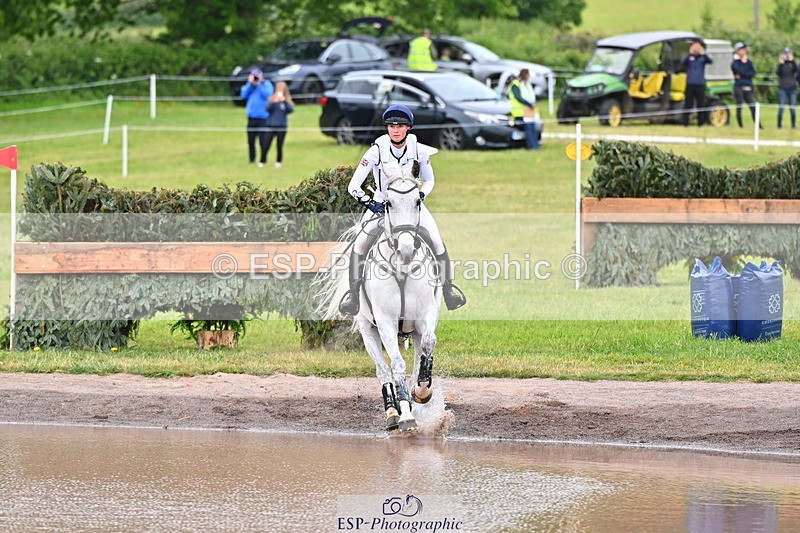 250524A-104955-09423 - A-066-Jemima.Howden-MONBEG.WHISPER