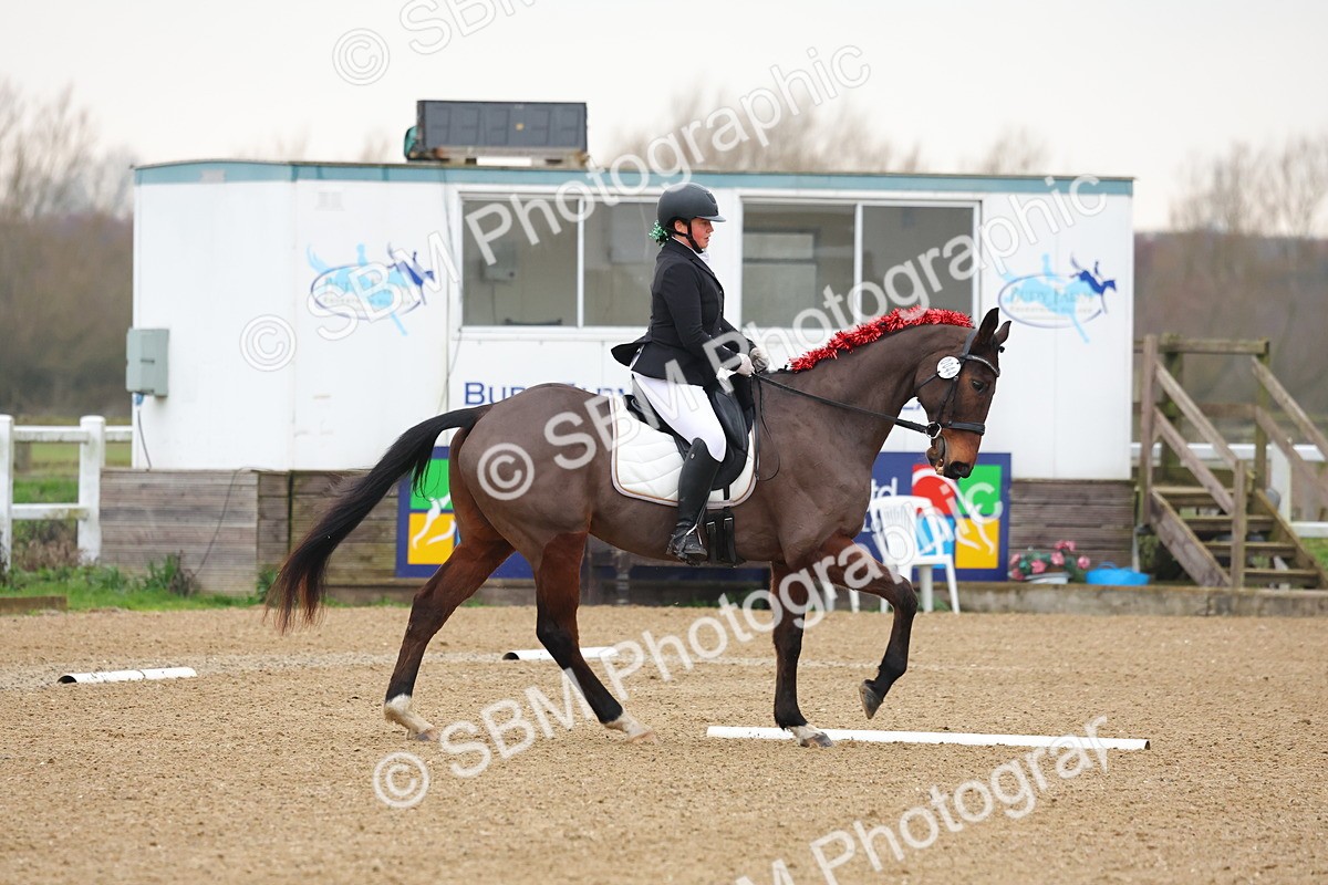 SBM_001402 - Class 8-11 - Novice 2 - Elementary 2