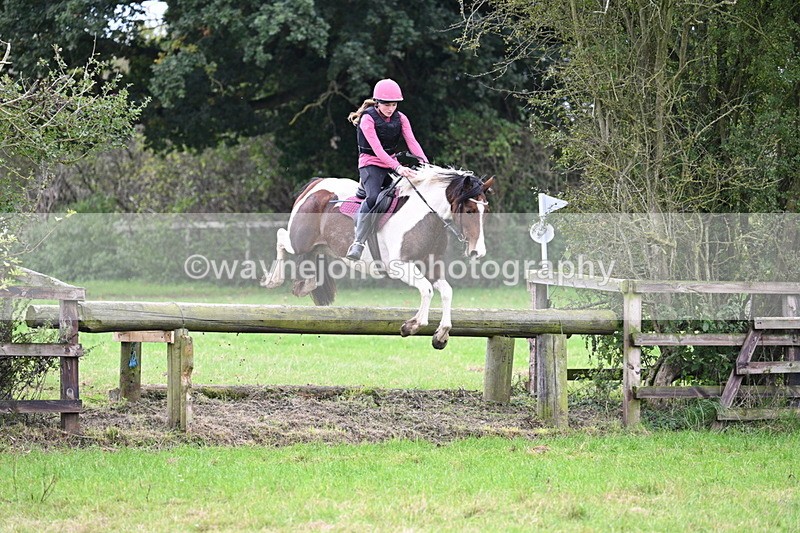 WJ7_1123 - Time at Photographer 12:35 to 13:04