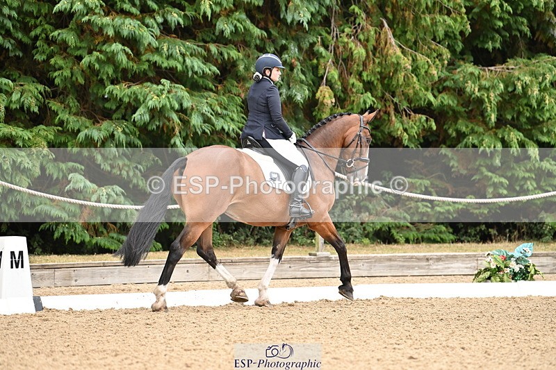 250808A-111059-00401 - 092-Bella.Balian-Beechwood.Joey