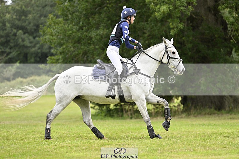 240825X-164259-37592 - 80cm XC 16.30 to 17.30