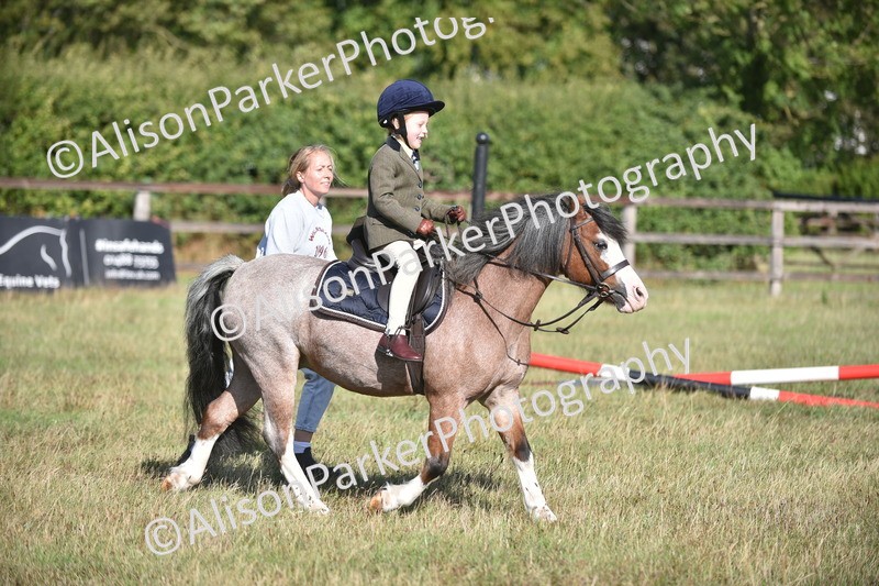 20260906-0594 - Class 6 - Minimus Jumping