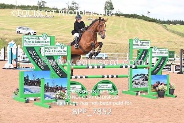 BPP_7852 - CLASS 16 FRI GFS Saddles Senior Newcomers/1.10m Open