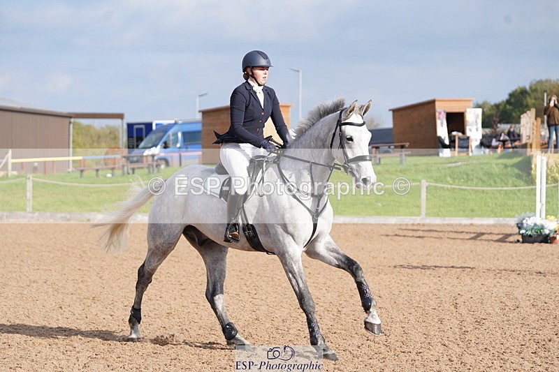 241005A-100106-04381 - SAT Cls 8 Snr British Novice & 90cm Open