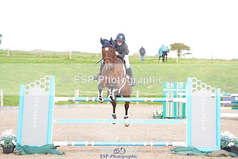 241005A-171142-05286 - SAT Cls 13 Nat 1.30m & 1.40m