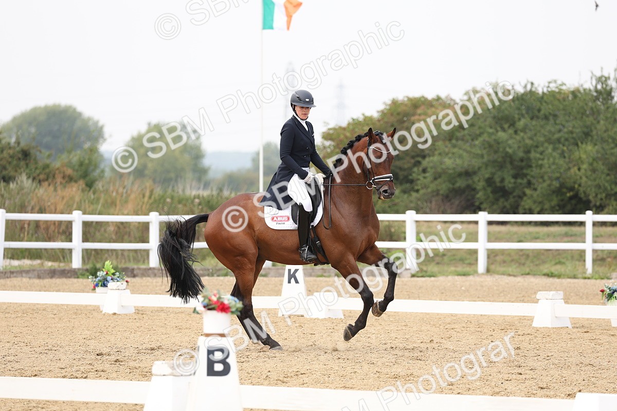 SBM_007476 - Class 9 - FEI INT I - 14.57-15.45