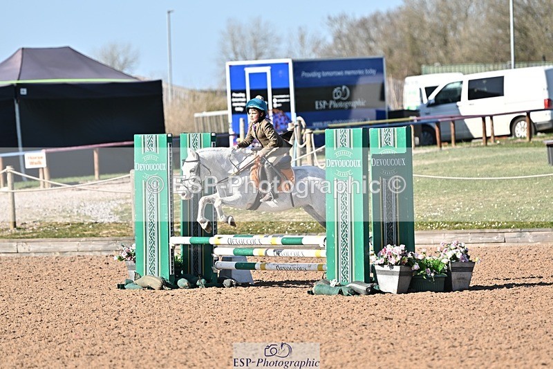 250401-163359-00137 - 60cm classes