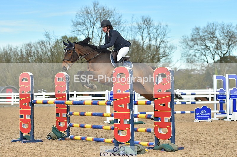 231111A-122248-01819 - Cls 12 Newcomers & 1.10m Open