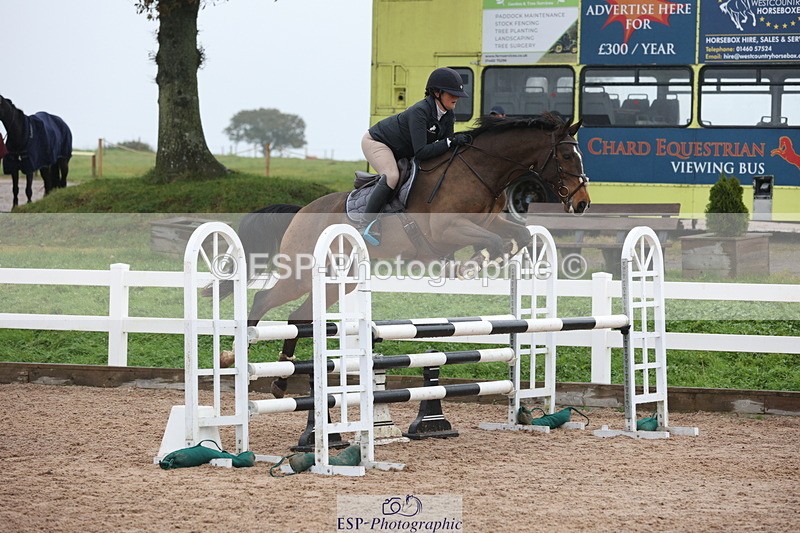 231112A-102417-03329 - Cls 17 Blue Chip Novice Winter Qualifier