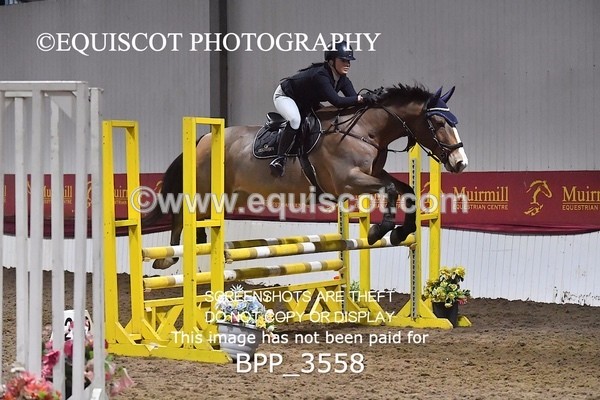 BPP_3558 - SUN CLASS 19 SENIOR  0.85m Amateur Championship Qualifier
