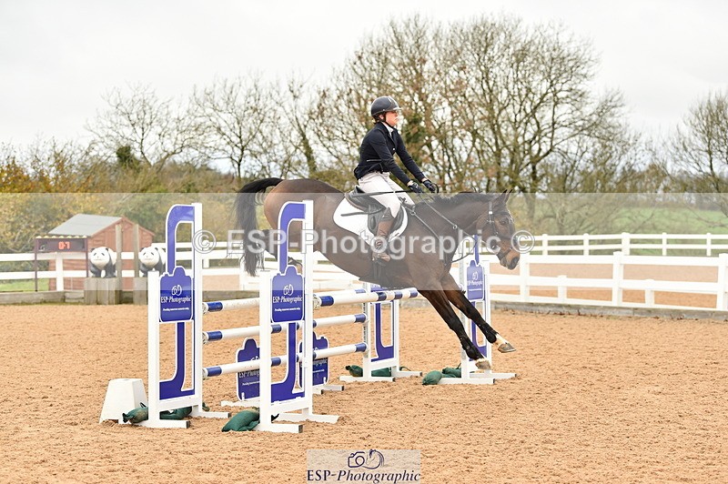 231122A-124740-00346 - Cls 4 Newcomers & 1.10m Open