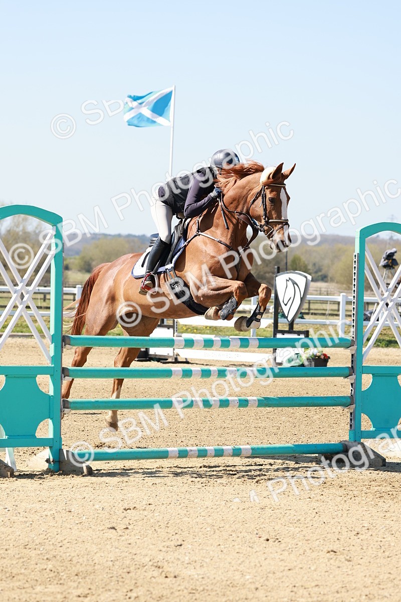 SBM_004490 - Class 17 - Senior Newcomers - 1.10m