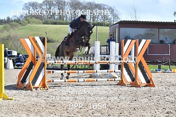 BPP_1654 - CLASS 8 Senior Newcomers/ 1.10m Open