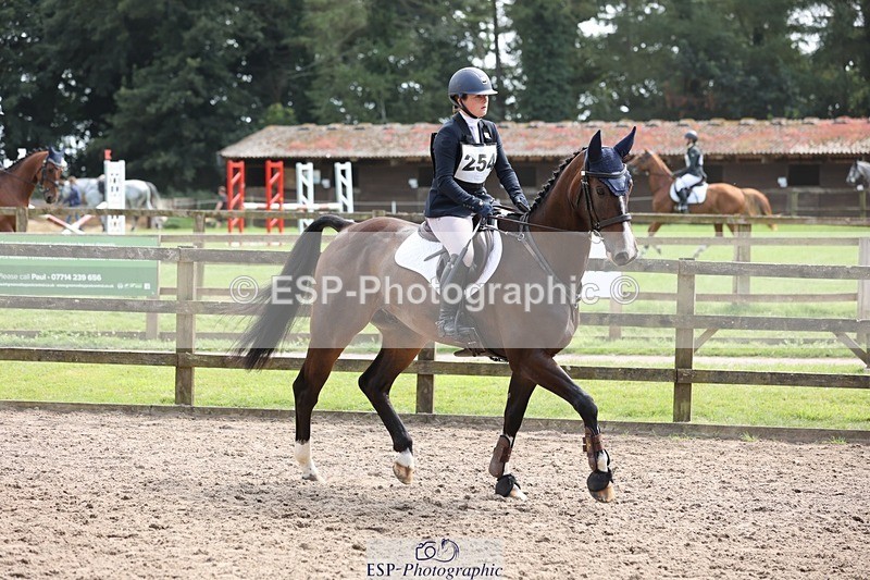 240803-150301-08630 - 254-Jemima_Stratton-JMS_SLIM_SHADY