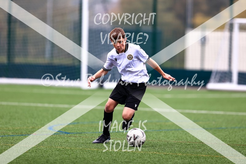 1DX30776 - 2025-10-12 FC Abbey Meads U15 Blue V Hungerford Town Juniors U15 Black