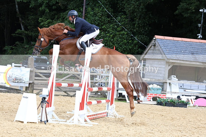 3E7A0284 - Class 9: Senior British Novice/90cm open