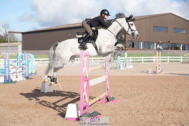 251108-125647-02607 - Cls 13 Foxhunter and 1.20m Open