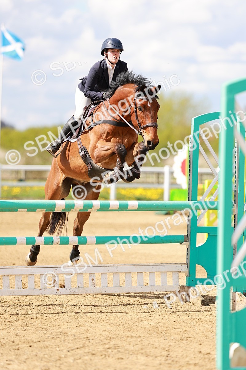 SBM_001841 - Class 4 - Senior Newcomers - 1.10m