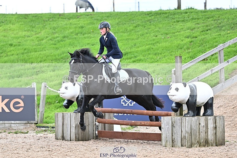 250921-145121-03954 - Cls 20 Pony 80cm Derby