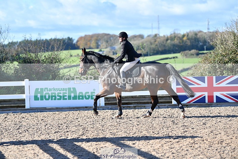 231110A-134629-00661 - Cls 5 Newcomers & 1.10m Open