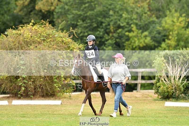 250820A-114013-05183 - 11am to 12