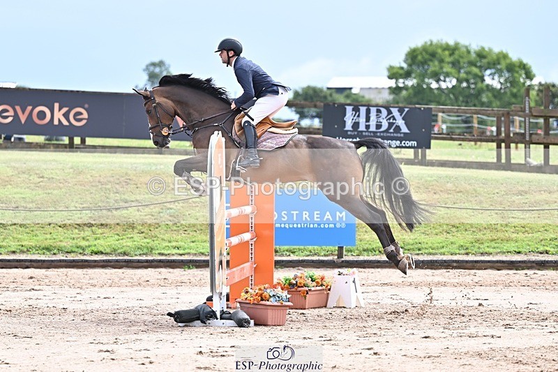 250731-103755-00406 - Cls 02 Snr Fox 1st Rnd