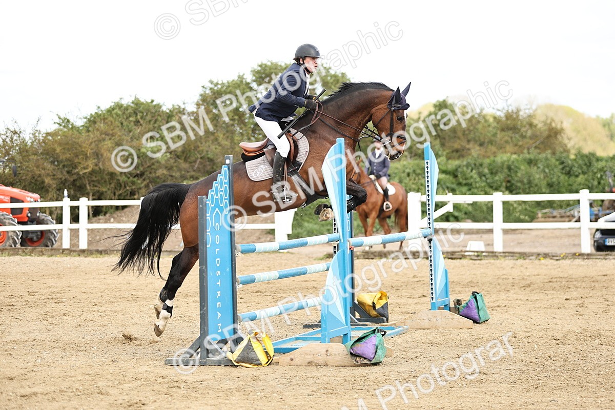 SBM_001370 - Class 4 - Senior Newcomers - 1.10m