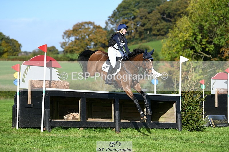 251024A-115236-09068 - B-104-Millie.Juleff