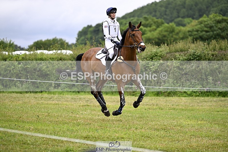 250524A-093053-08328 - A-001-Jemima.Howden-HEADS.UP