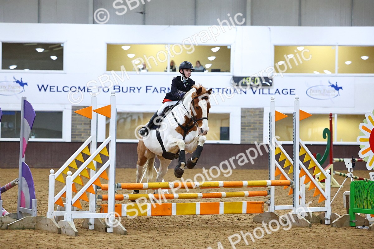 SBM_001759 - Class 4 - Festive Fences - 70cm