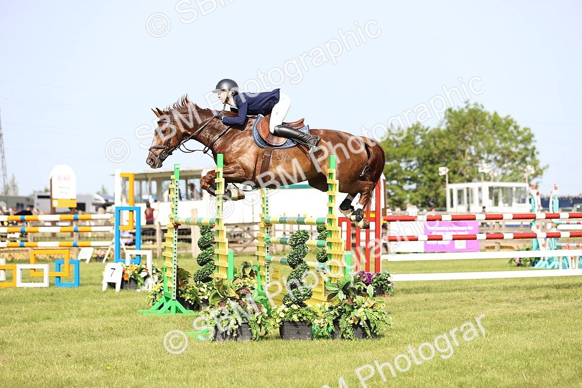 SBM_01474 - Class 200 - Martin Grant Homes Welcome Stakes 1.25m Open