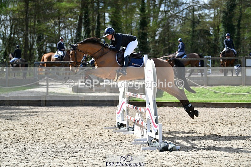 240324-124249-02640 - Cls 9 Snr 1.05m Open